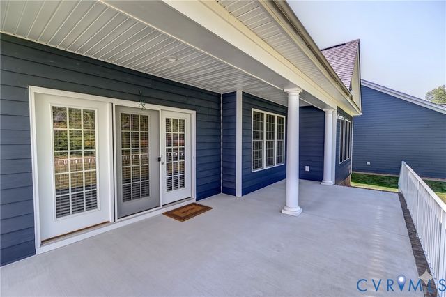 12440 N Crossing Dr, Richmond, VA 23103