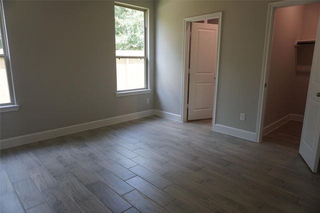 11927 Nelwood, Willis, TX 77318