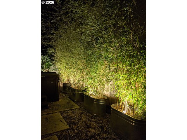 8265 N FISKE Ave, Portland, OR 97203