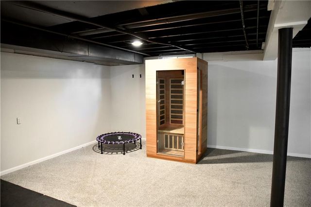 3510 NE Kingwood Place, Lee's Summit, MO 64064