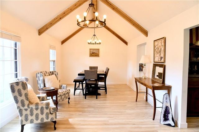 3510 NE Kingwood Place, Lee's Summit, MO 64064