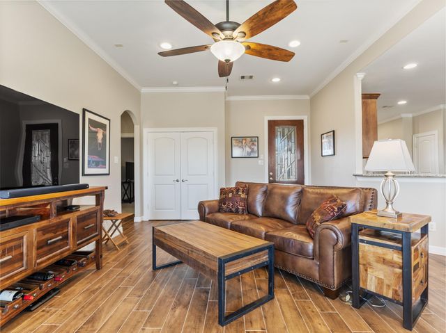 9723 Highland Pointe Drive, Needville, TX 77461