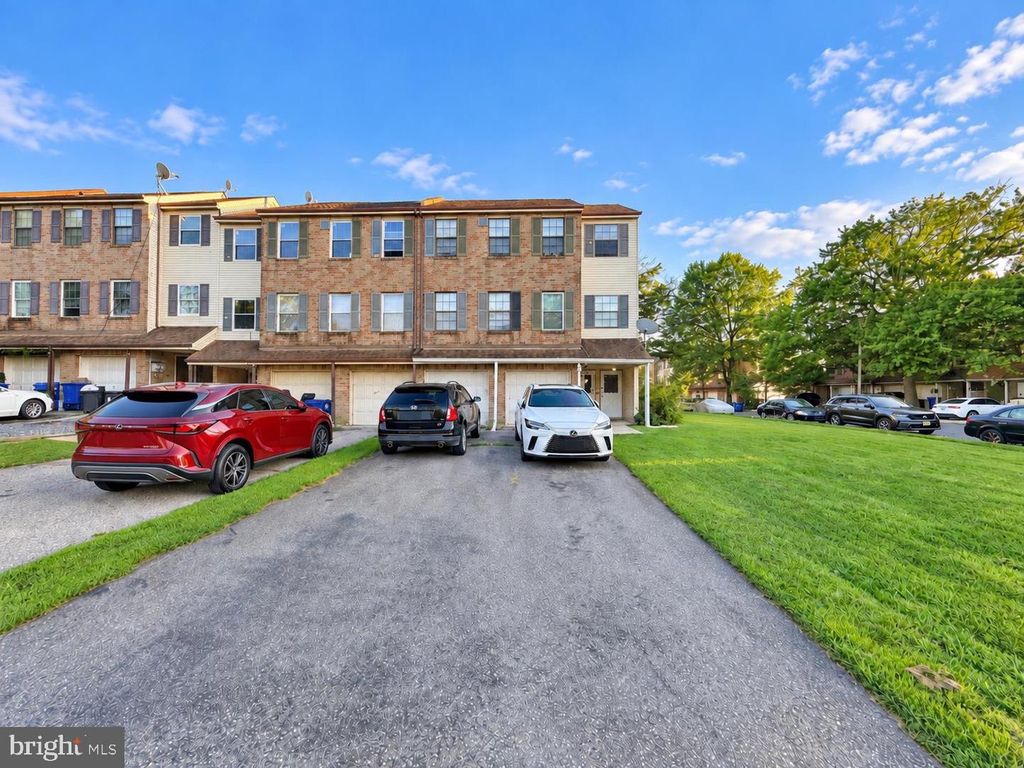 201 WILLOW TURN, Mount Laurel, NJ 08054 — exterior