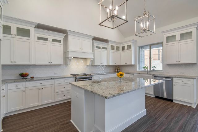 4120 Hollandwood Drive, Mckinney, TX 75071