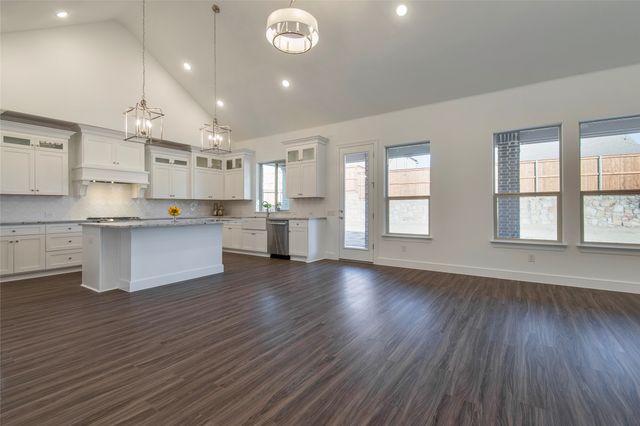 4120 Hollandwood Drive, Mckinney, TX 75071