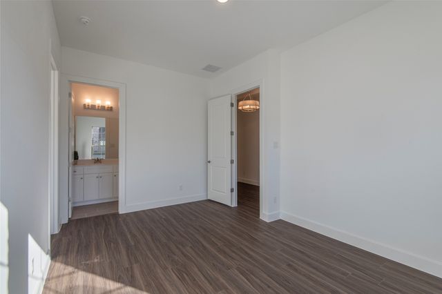 4120 Hollandwood Drive, Mckinney, TX 75071