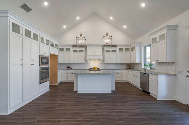 4120 Hollandwood Drive, Mckinney, TX 75071