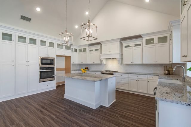 4120 Hollandwood Drive, Mckinney, TX 75071