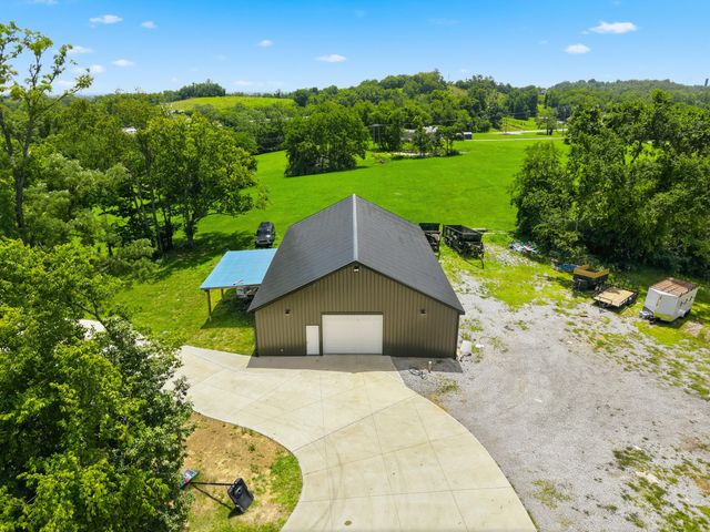 151 Kennedy Bridge Road, Lancaster, KY 40444