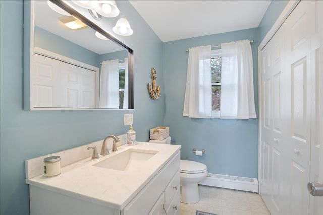 20 Cornhill Road, Teaticket, MA 02536