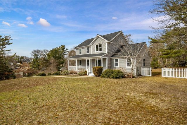 20 Cornhill Road, Teaticket, MA 02536