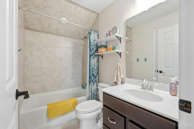 4354 Highland Green Drive, Mason, OH 45040