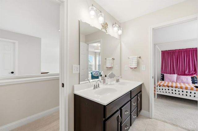 4354 Highland Green Drive, Mason, OH 45040