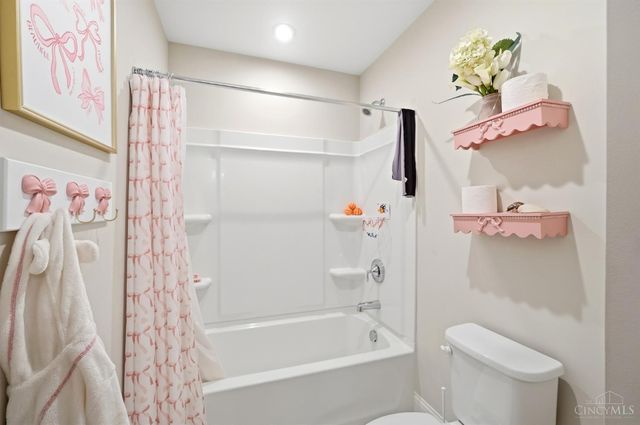 4354 Highland Green Drive, Mason, OH 45040