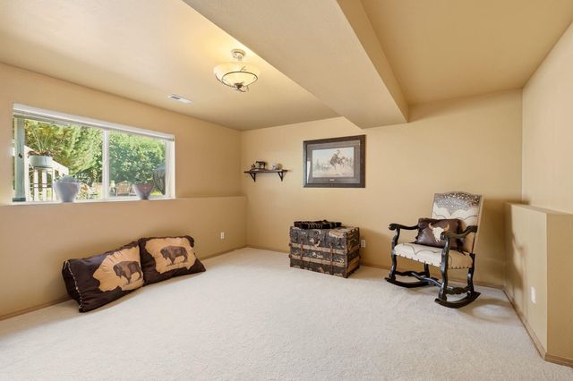826 N Malvern Rd, Liberty Lake, WA 99019