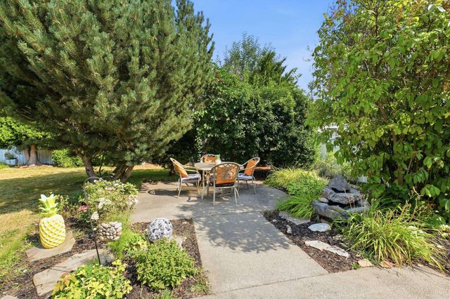 826 N Malvern Rd, Liberty Lake, WA 99019