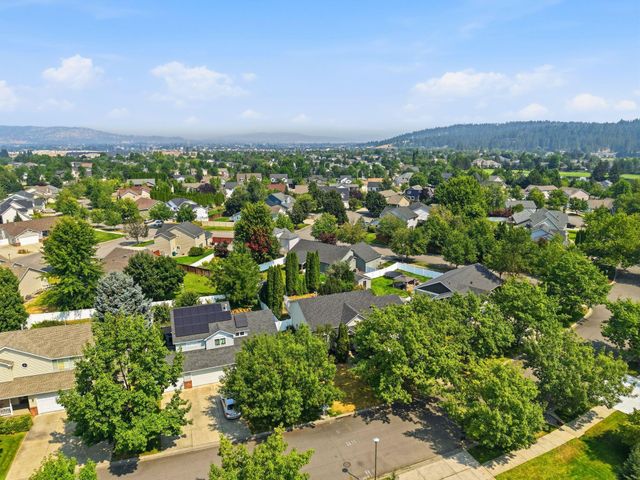 826 N Malvern Rd, Liberty Lake, WA 99019