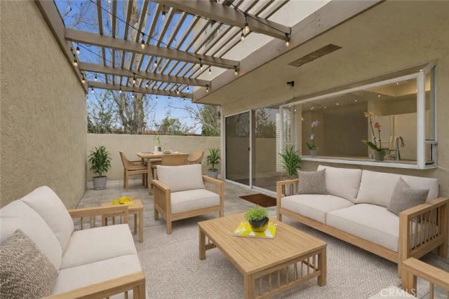 2225 Vista Huerta, Newport Beach, CA 92660