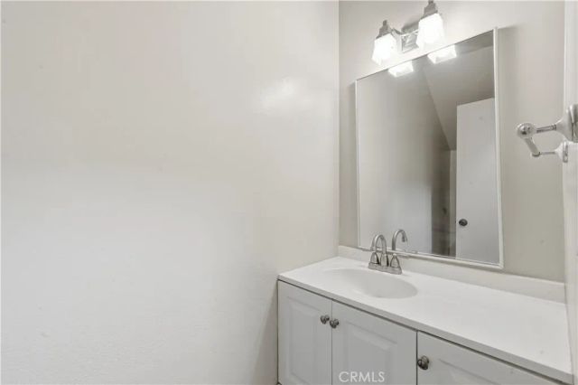 2225 Vista Huerta, Newport Beach, CA 92660