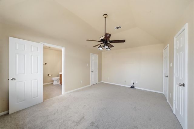 1118 Lasso Court, Alvin, TX 77511