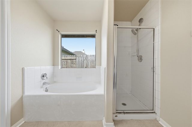 1118 Lasso Court, Alvin, TX 77511