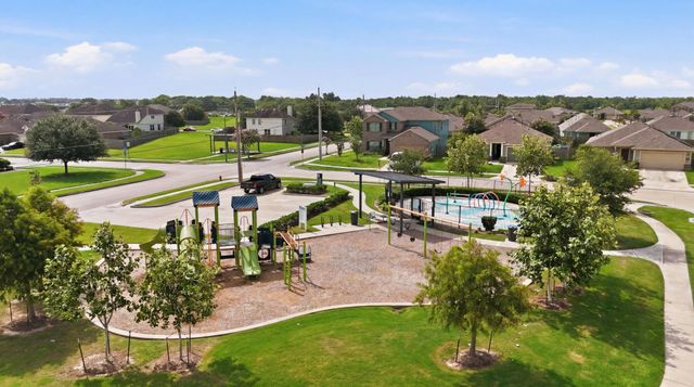 1118 Lasso Court, Alvin, TX 77511