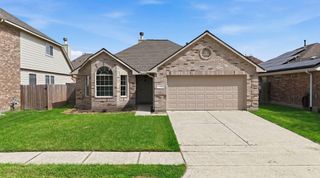 1118 Lasso Court, Alvin, TX 77511