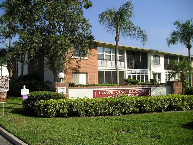 4570 OVERLOOK DR NE 283, St Petersburg, FL 33703