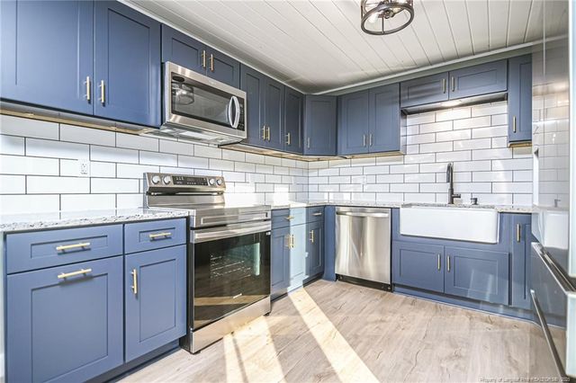 6415 Rutherglen Drive, Fayetteville, NC 28304