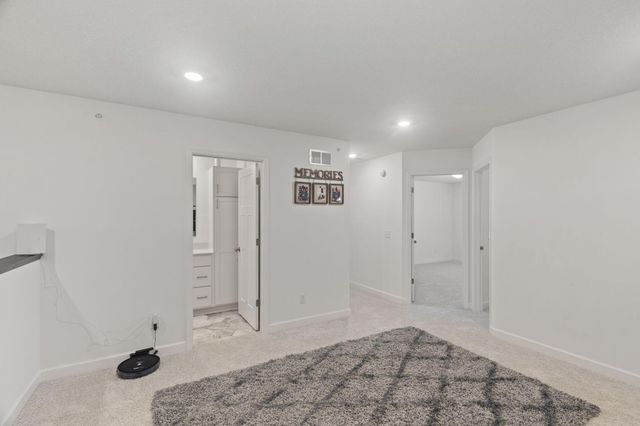 3040 Cedar Street, Little Canada, MN 55117