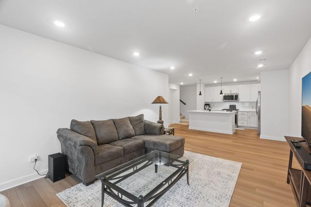 3040 Cedar Street, Little Canada, MN 55117