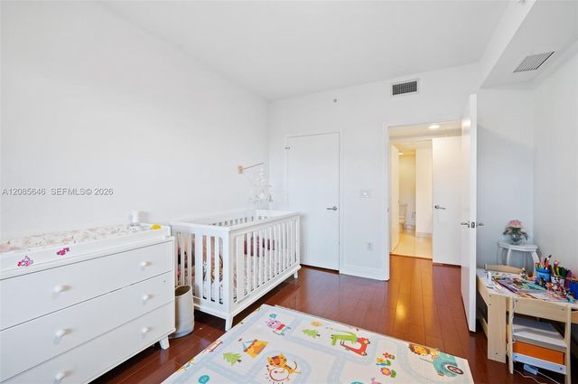 20000 E Country Club Drive 314, Aventura, FL 33180