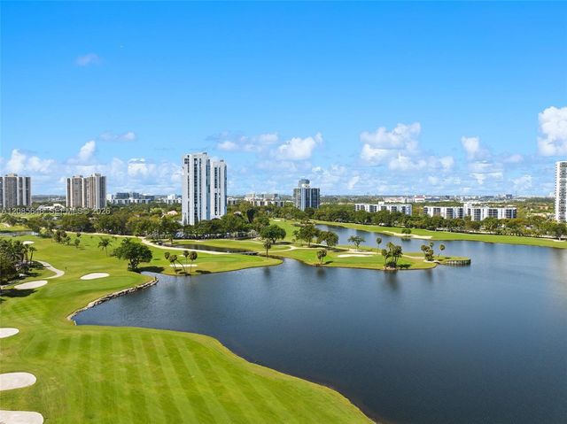 20000 E Country Club Drive 314, Aventura, FL 33180
