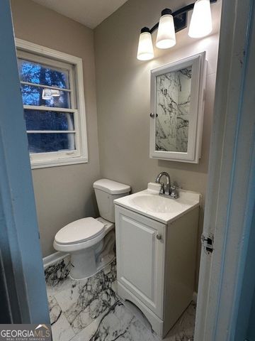 3521 Fairlane Court NW, Atlanta, GA 30331