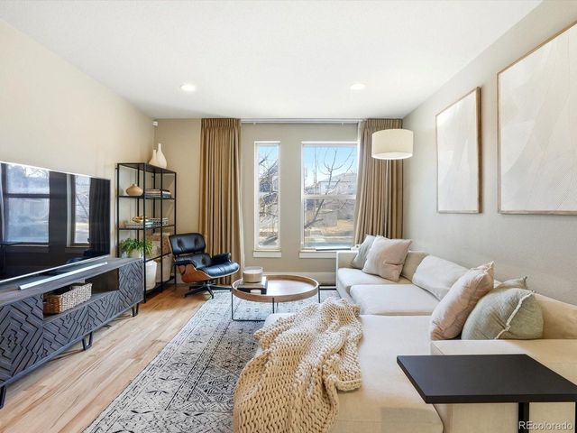 1737 S Pennsylvania St, Denver, CO 80210