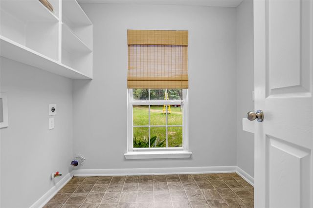 27527 Tepee Trail, Hockley, TX 77447