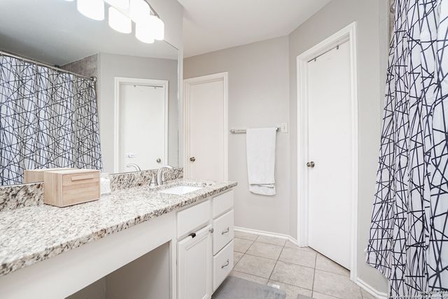 14215 Daylight Ridge, San Antonio, TX 78230