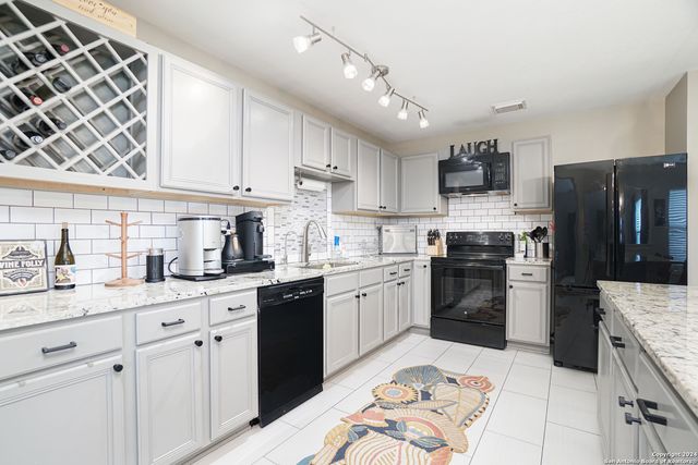 14215 Daylight Ridge, San Antonio, TX 78230