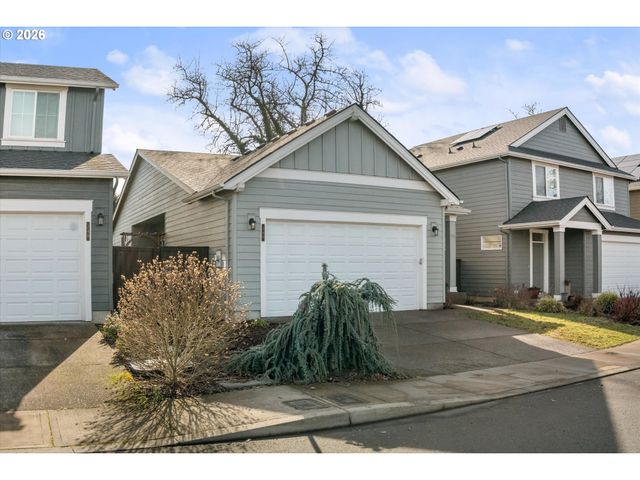 260 Nw LIBERTY Ln, Estacada, OR 97023