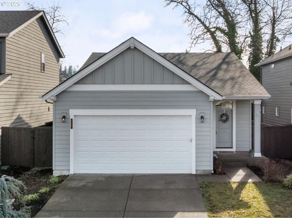 260 Nw LIBERTY Ln, Estacada, OR 97023
