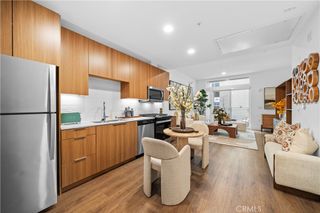 709 E Walnut Street 319, Pasadena, CA 91101