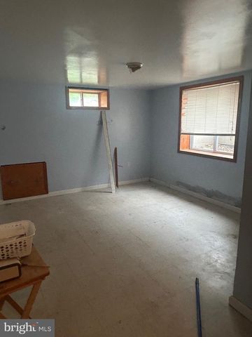 22 2ND AVE, Pemberton, NJ 08068