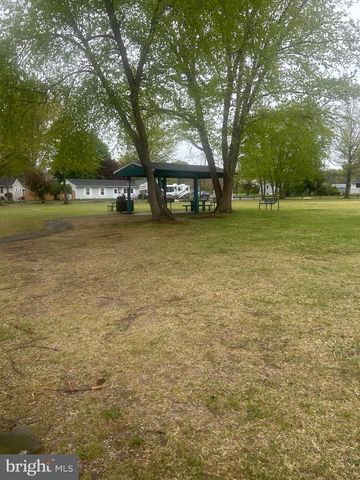 22 2ND AVE, Pemberton, NJ 08068