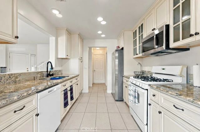 8317 Alameda Street, Downey, CA 90242