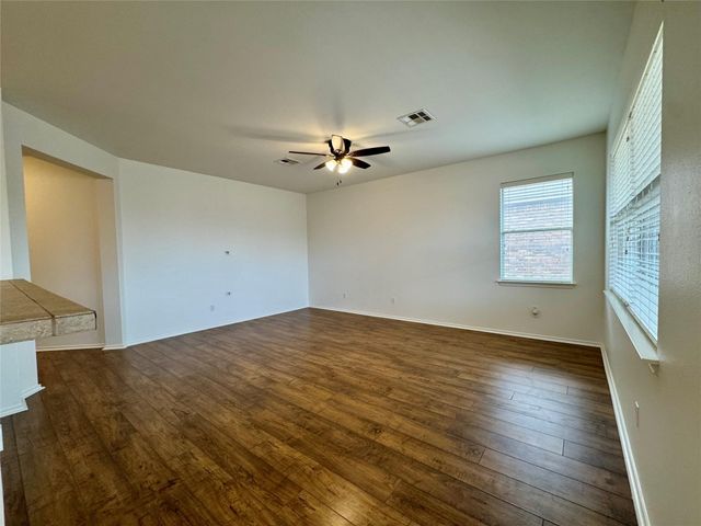 193 Blossom Valley STRM, Buda, TX 78610