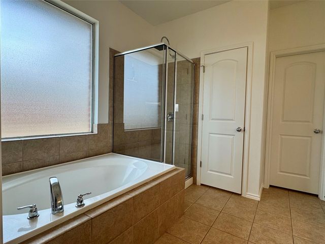 193 Blossom Valley STRM, Buda, TX 78610