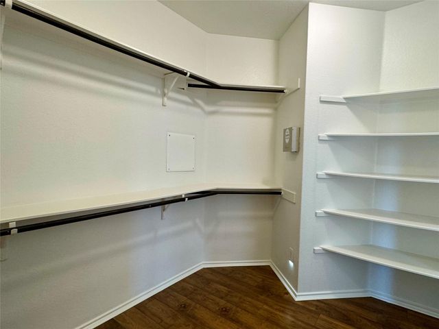 193 Blossom Valley STRM, Buda, TX 78610