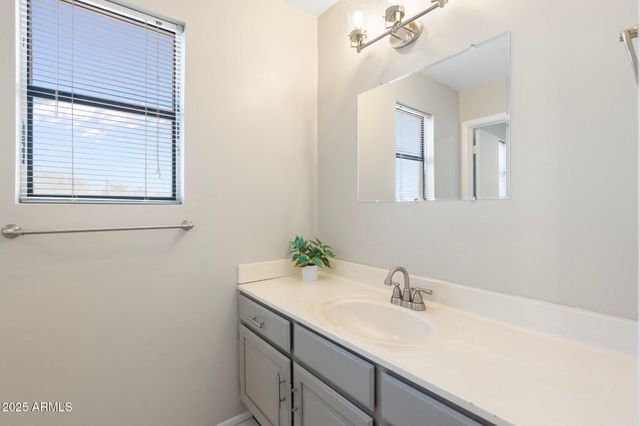 7503 W JULIE Drive, Glendale, AZ 85308