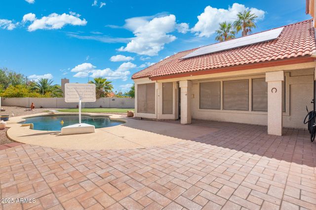 7503 W JULIE Drive, Glendale, AZ 85308