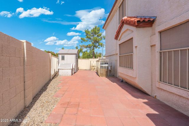 7503 W JULIE Drive, Glendale, AZ 85308